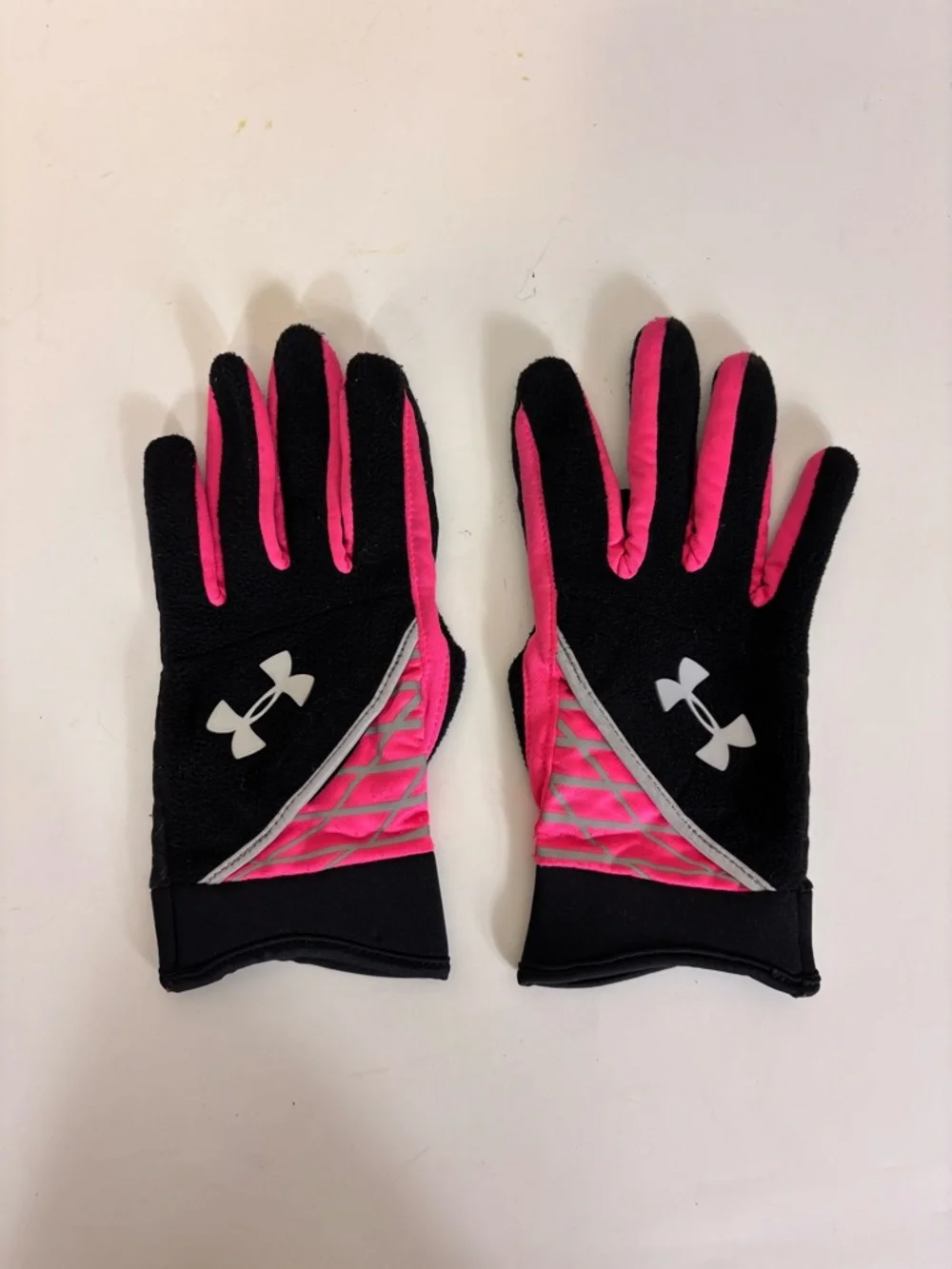Under Armour Black and Hot Pink Training‎ Gloves with Grips Women’s Small/Medium